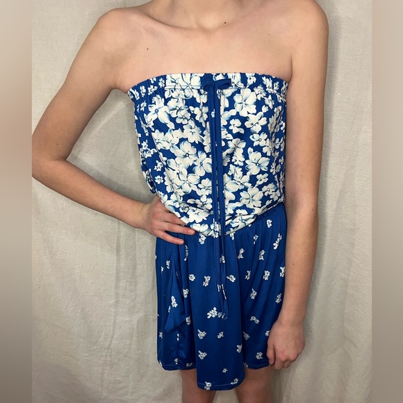 CW Classics Romper Blue Floral sz Small - Picture 2 of 10